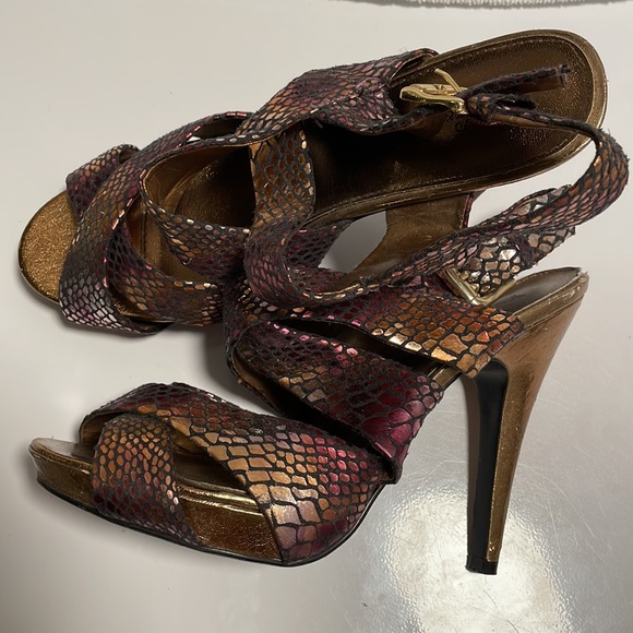 Purple & Gold Love - Picture 4 of 4